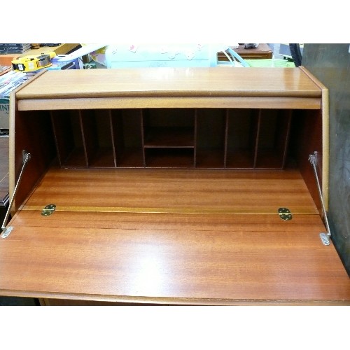 347 - LARGE WOODEN BUREAU