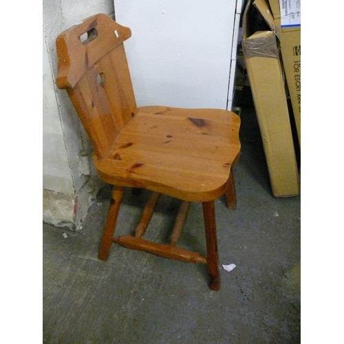 361 - SMALL DECORATIVE PINE CHAIR