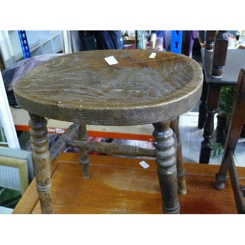 367 - VINTAGE WOODEN STOOL