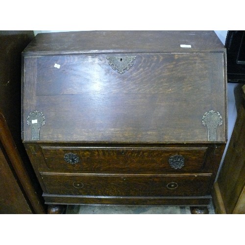 379 - VINTAGE OAK BUREAU