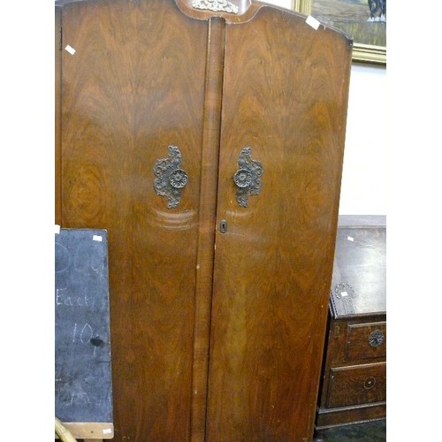 380 - VINTAGE OAK FITTED WARDROBE BY BEAUTICRAFT