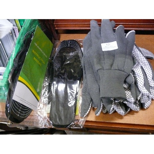 223 - SEVERAL PAIRS OF WORK GLOVES AND TWO PAIRS OF USB HEATED INSOLES.