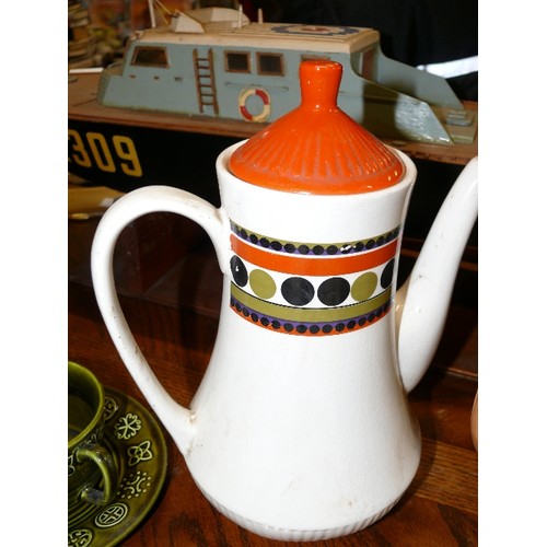 227 - KENSINGTON PHOENICIAN WOOD POTTERY COFFEE POT AND RETRO ORANGE AND WHITE COFFEE POT.