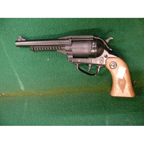 236 - TWELVE CAP GUN REVOLVER, NEVADA -  MADE IN ITALY.