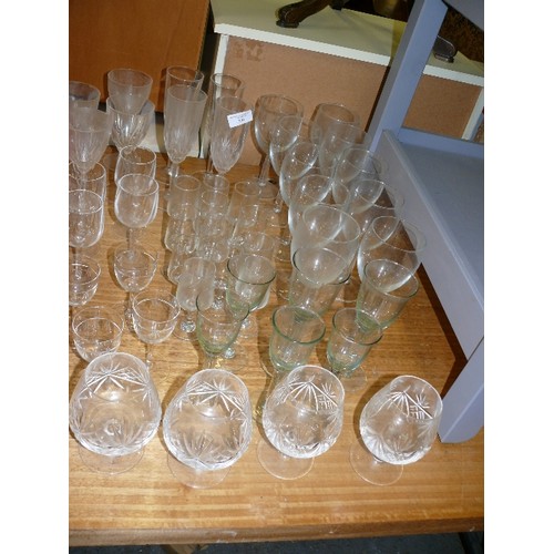 291 - QUANTITY OF GLASSES INCLUDING SOME HANDMADE