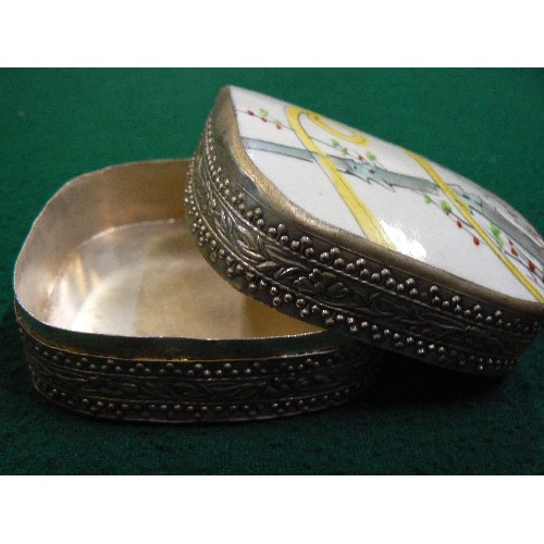 260 - THREE 20TH CENTURY ORIENTAL SILVER METAL TRINKET BOXES, THE TOPS WITH PORCELAIN INSERTS.