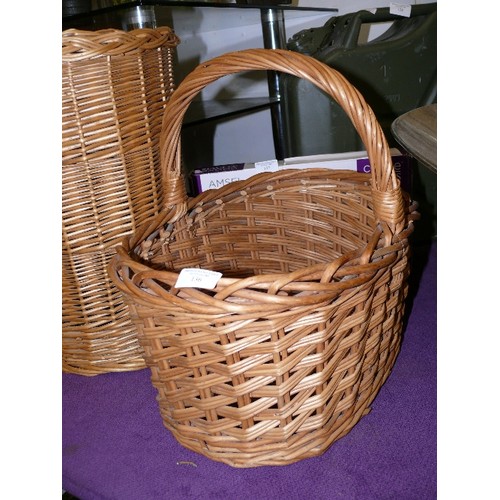 136 - GOOD QUALITY WICKER BASKET