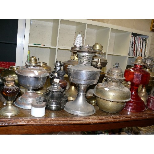 188 - VERY LARGE COLLECTION OF VARIOUS OIL LAMP BASES