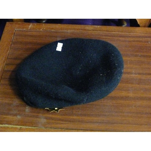 164 - LARGE 100% WOOL BERET WITH A ROYAL BRITISH LEGION CAP BADGE.