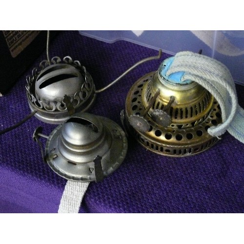 189 - QUANTITY OF OIL LAMP PARTS MAINLY BURNERS/WICKS.