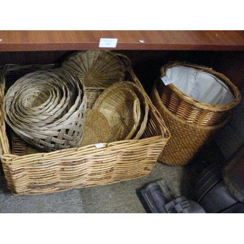 149 - LARGE COLLECTION OF MIXED WICKER BASKETS