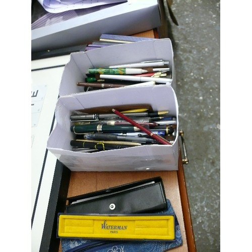 225 - TWO BOXES OF BALLPOINT PENS AND VINTAGE PEN BOXES INCLUDING MABIE TODD 'SWAN'.