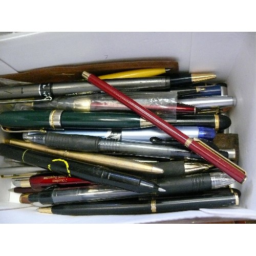 225 - TWO BOXES OF BALLPOINT PENS AND VINTAGE PEN BOXES INCLUDING MABIE TODD 'SWAN'.