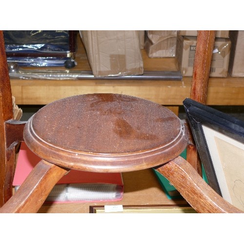 254 - VERY NICE TWO-TIER ROUND WALNUT SIDE TABLE.