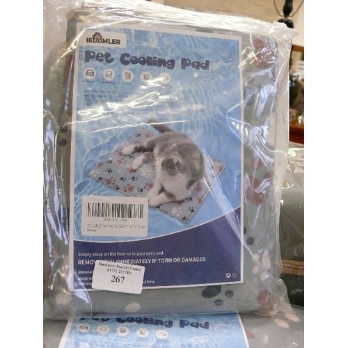 267 - PET COOLING PAD 40CM X 50CM, NEW IN PACKET.