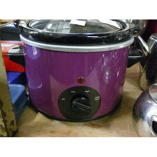 345 - SMALL PURPLE COOKS ESSENTIALS SLOW COOKER.