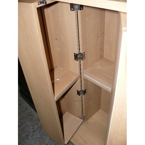 365 - OAK EFFECT STORAGE CUPBOARD WITH STORAGE COMPARTMENTS INSIDE.