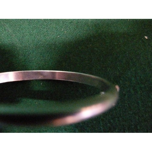 21 - SOLID SILVER HALLMARKED BANGLE BRACELET 12.68GR.