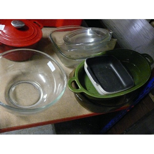 359B - SELECTION OF OVENWARE AND GLASSWARE.