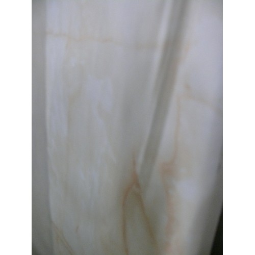 441 - MARBLE EFFECT WORK TOP APPROX 3M