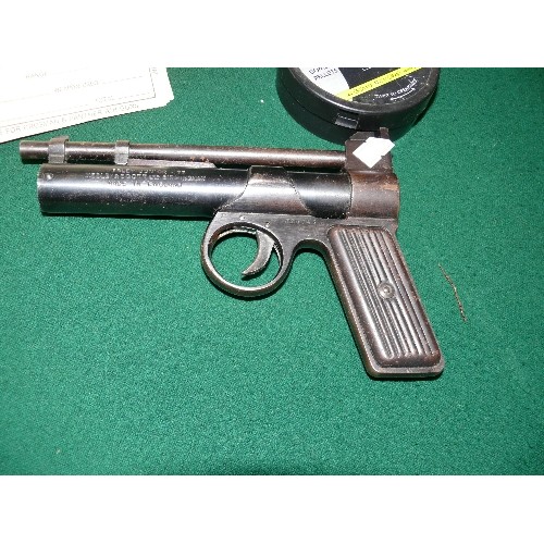 23 - WEBLEY JUNIOR .177 AIR PISTOL J26743 AND PELLETS AND RAT TARGETS.