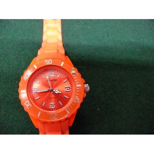 60 - IDENTITY LONDON WATCH IN ORANGE AND AN ORANGE CITRON WATCH.