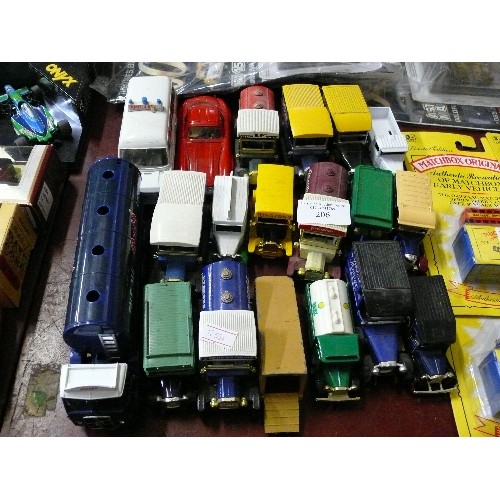 206 - COLLECTION OF VARIOUS DIE CAST CAR AND VEHICLE MODELS.