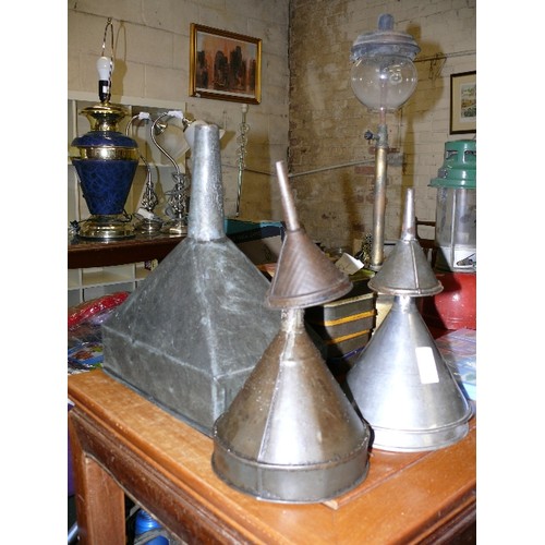 223 - SIX FUNNELS (VARIOUS)