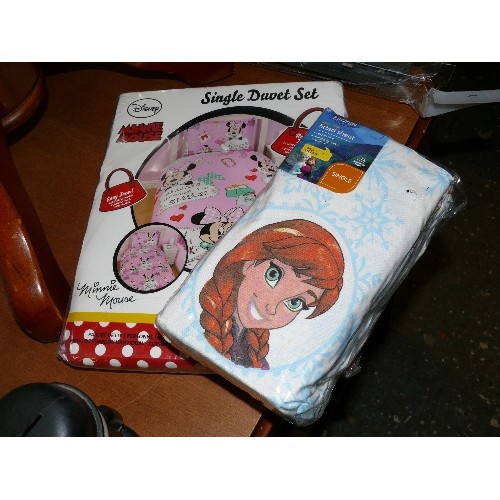 268 - BRAND NEW DISNEY MINNIE MOUSE SINGLE DUVET SET PLUS A BRAND NEW DISNEY SINGLE FITTED SHEET.