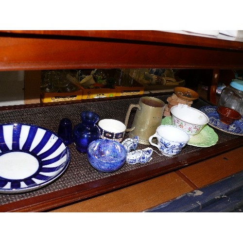 272 - A NICE COLLECTION OF VICTORIAN AND DECORATIVE CROCKERY INCLUDING DELFT, WILLOW PATTERN, PINKY LUSTRE... 