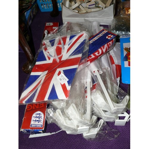 184 - SELECTION OF ENGLAND CAR FLAGS AND BUNTING.