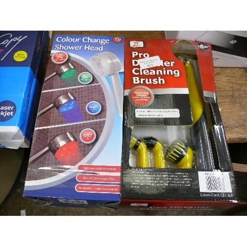 430 - A NEW BOXED COLOUR CHANGE SHOWER HEAD AND A NEW BOXED PRO DETAILER CLEANING BRUSH.