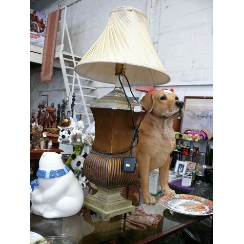 307 - VERY LARGE DECORATIVE TABLE LAMP.