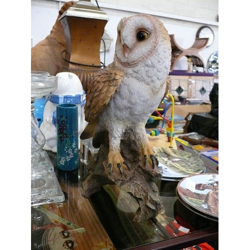 290 - LARGE OWL FIGURINE