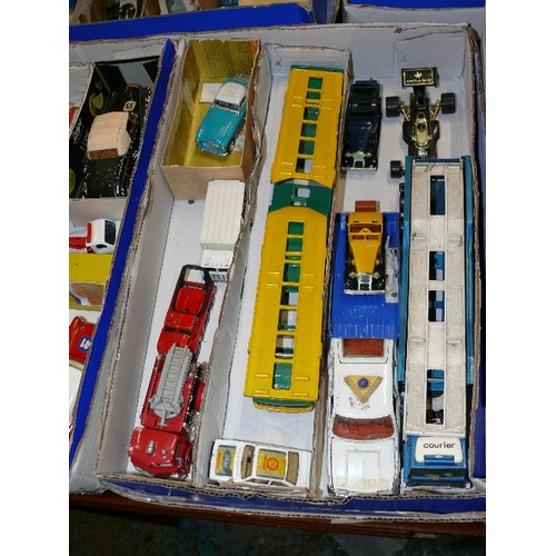 360 - MIXED COLLECTORS BOX OF CARS, LORRIES AND OTHER VEHICLES INCLUDING CORGI AND MATCHBOX.