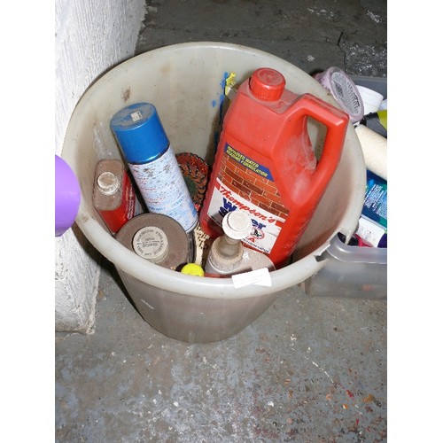 252 - TUB OF MIXED DIY BOTTLES AND TINS WATER SEAL, RADIATOR CLEAN ETC.