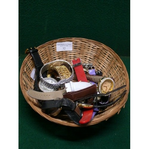 32 - BASKET OF MIXED WATCHES