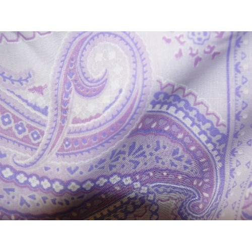 239 - PINK/MAUVE FLORAL FABRIC 20M X 1.02M.