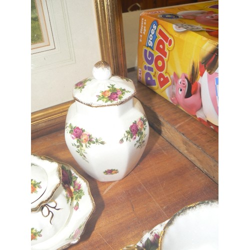 399 - FOUR PIECES OF 'OLD COUNTRY ROSE, CUP AND SAUCER, LIDDED URN, DISH AND TRINKET POT.