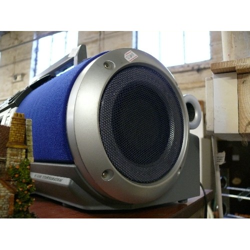 371 - JVC BOOM BOX, CD MD PLAYER RD-MD5.