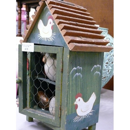 450 - WOODEN DECORATIVE CHICKEN COUPE WITH CERAMIC GLAZED CHICKENS AND ONYX EGGS.