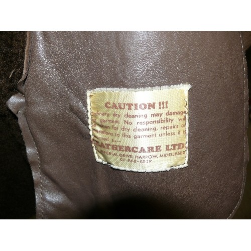 465 - VINTAGE LADIES DARK BROWN SHEEPSKIN COAT (NO SIZE).