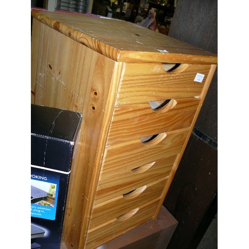 470 - SMALL PINE SIX DRAWER CHEST.