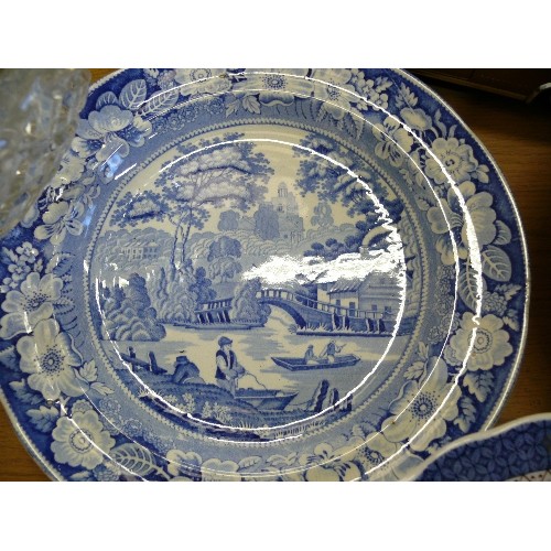 327 - THREE VINTAGE PORCELAIN PICTURE WALL PLATES, ONE SPODE, ONE DELPH AND ONE WILLOW PATTERN.