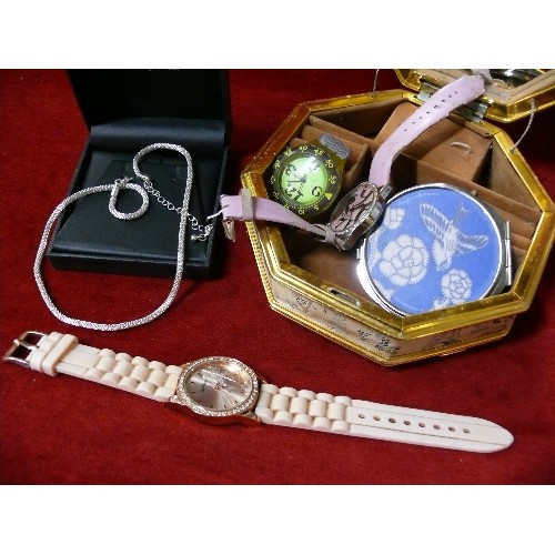 79 - FABRIC COVERED JEWELLERY BOX ANDS CONTENTS - WATCHES, COMPACT, SILVER METAL MESH NECKLACE.