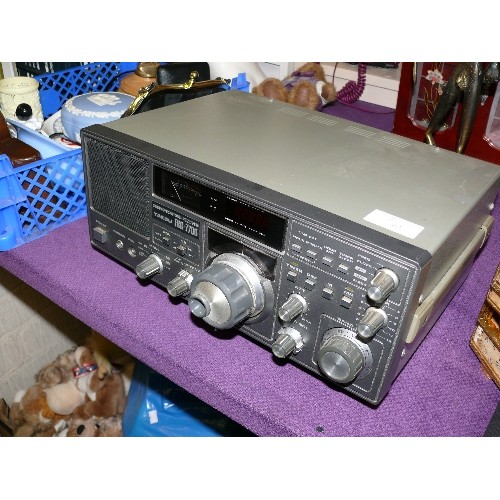 81 - RADIO HAM YAESU FRG 7700 COMMUNICATIONS RECEIVER.