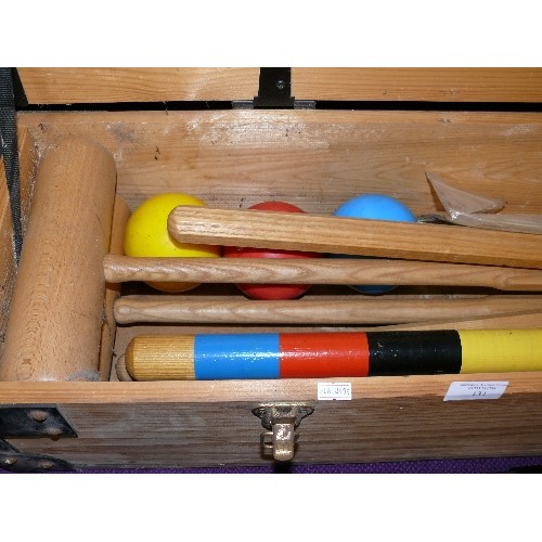 131 - LOVELY VINTAGE COUNTY CROQUET SET IN ORIGINAL BOX.