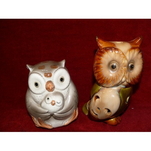 158 - AN OWL MONEYBOX PLUS AN OWL TEALIGHT HOLDER.