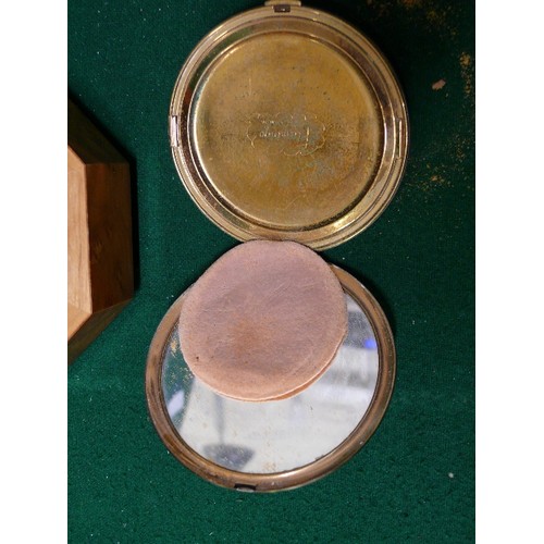 39 - OCTAGONAL WOODEN JEWELLERY BOX WITH GOLD COLOURED COMPACT BY FLAMINGO OF LONDON.