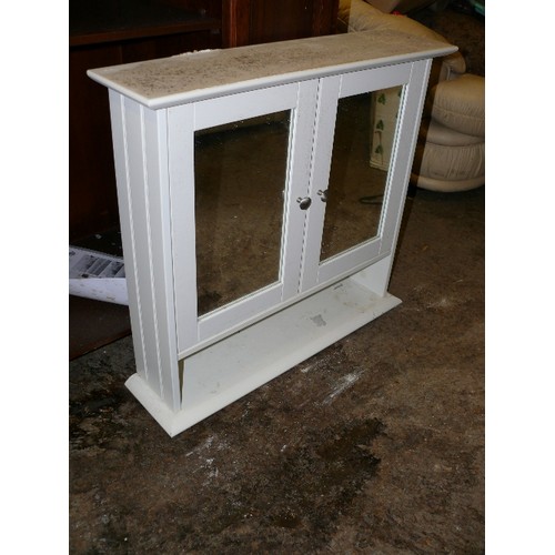 393 - WHITE WALL MOUNTED BATHROOM CUPBOARD WITH TWO MIRRORED DOORS.